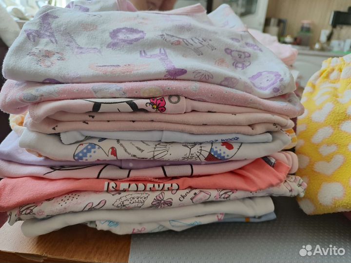 Одеждой от 0 до 6 месяцев