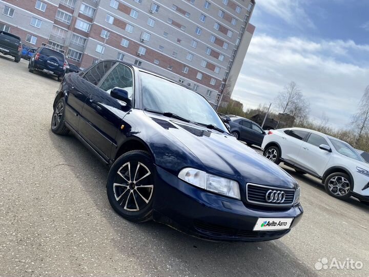 Audi A4 1.8 МТ, 1999, 320 000 км