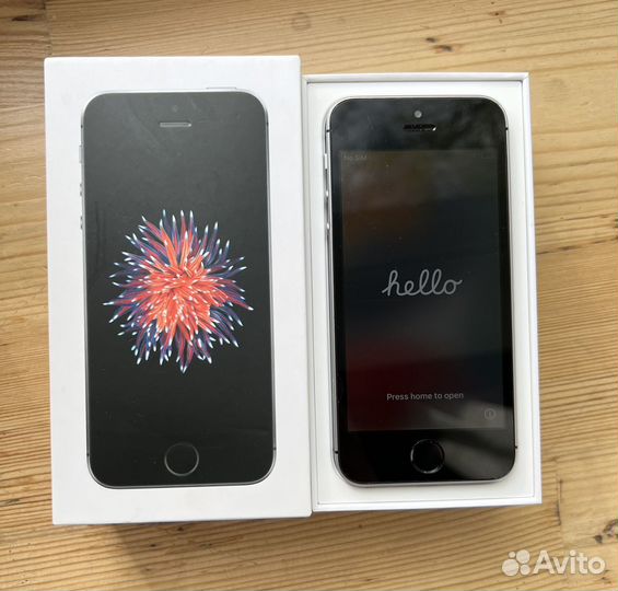 iPhone SE, 32 ГБ