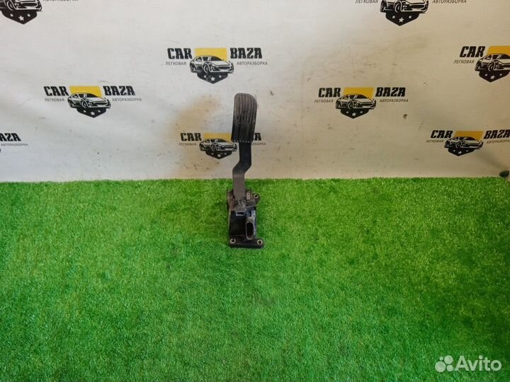 Педаль акселератора (газа) Mercedes-Benz V-class