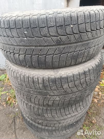 Michelin X-Ice 3 225/50 R17