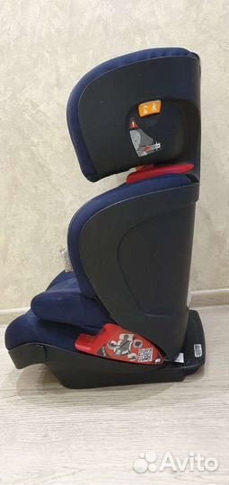 Детское автокресло 15 до 36 кг chicco