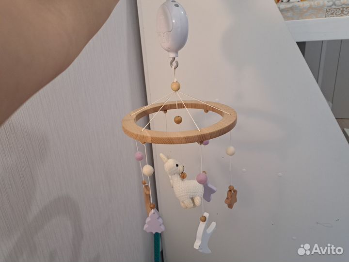 Детский мобиль в кроватку