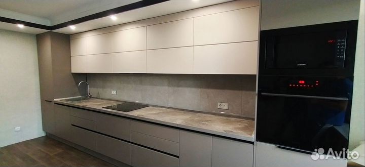 Кухня до потолка на заказ