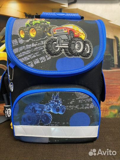 Новый рюкзак/школьный ранец