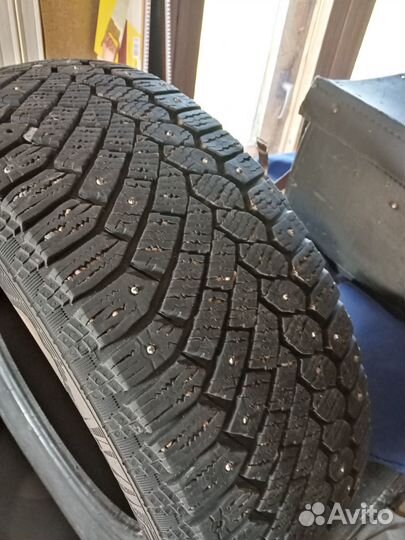 Gislaved Nord Frost 200 215/60 R16