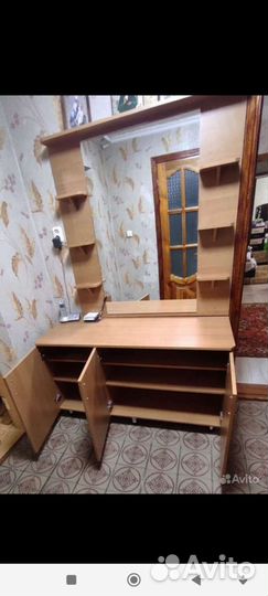 Продам шкаф прихожая