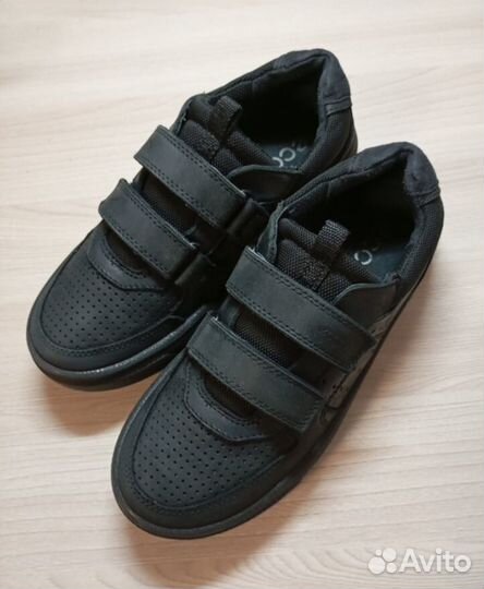 Кроссовки ecco