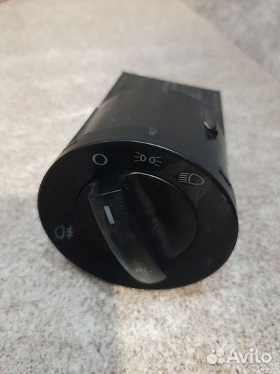 Блок переключателя света на VW polo 2017г