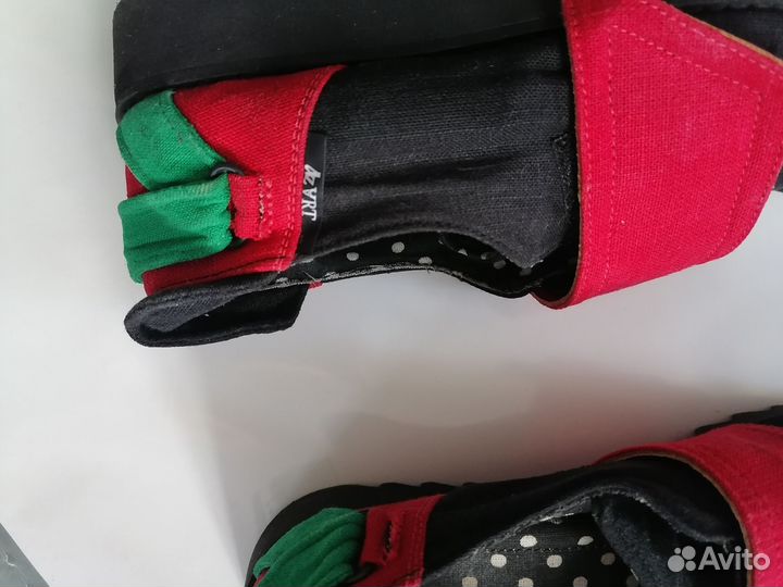 Ботинки женские 37