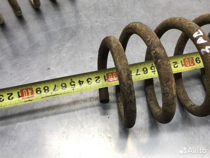 Пружина задняя Nissan Pulsar N15 1998 г.в