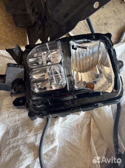 Фары на Mitsubishi asx2021