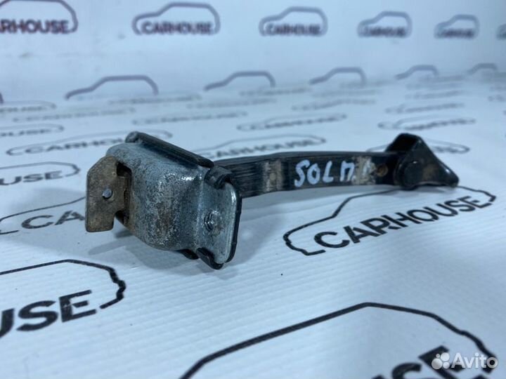 Ограничитель двери передний левый Hyundai Solaris