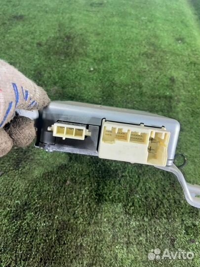 Блок управления рулевой рейкой Toyota Corolla 10