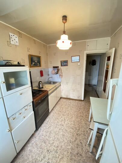 1-к. квартира, 42 м², 3/9 эт.