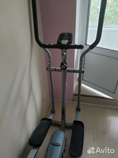 Эллиптический тренажер torneo