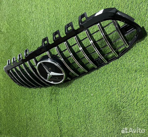 Решетка радиатора Mercedes W177 A класс в сборе