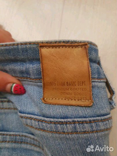Джинсы zara