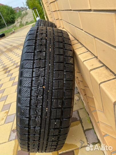 Nokian Tyres Hakkapeliitta R2 235/60 R18