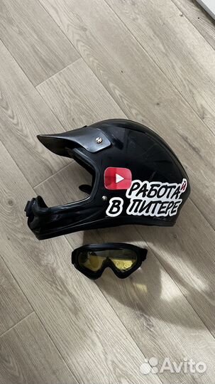 Шлем с креплением для камеры +очки