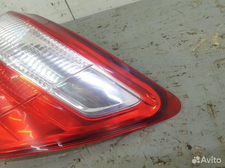 Фонарь внешний правый Nissan Qashqai J10 1.6 2012