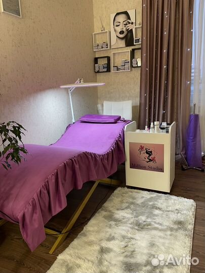 Наращивание ресниц и оформление бровей