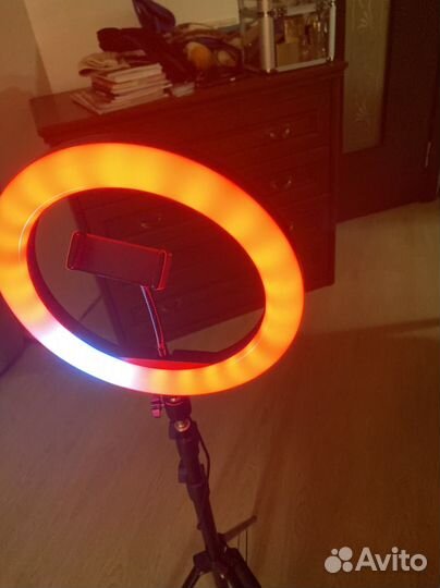 Цветная кольцевая лампа новая