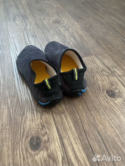 Аквашузы, тапочки для пляжа