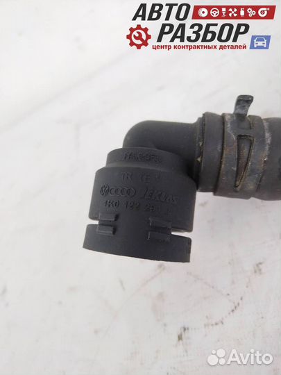 Патрубок радиатора фольксваген Tiguan 2007-2011