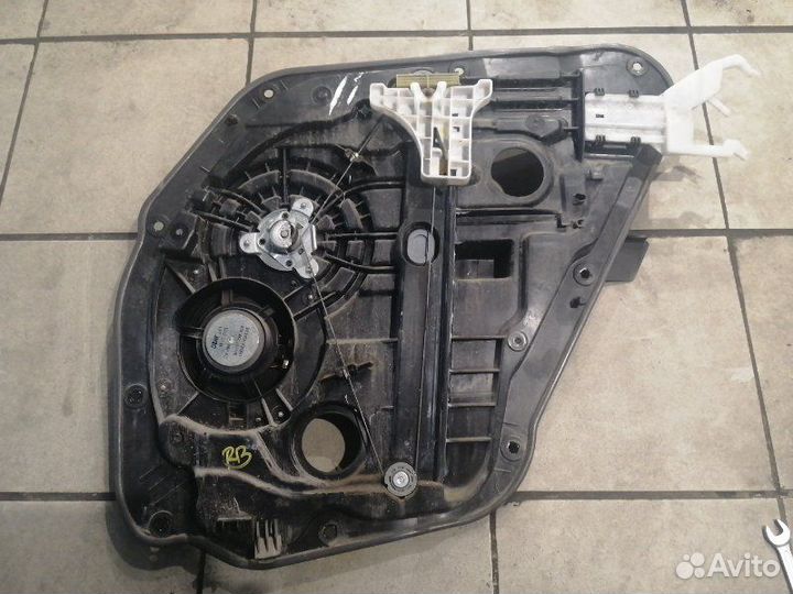 Стеклоподъемник задний левый Kia Ceed JD 2 G4FA 1