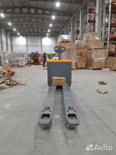 Рохля электрическая 2 т вилы 2,73 м Li-ion