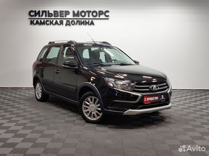 ВАЗ Granta Cross 1.6 МТ, 2022, 97 000 км