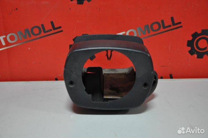 Кожух рулевой колонки toyota kluger ACU20