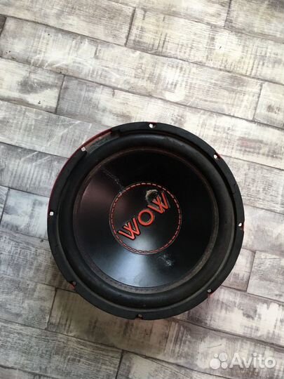 Автомобильный сабвуфер