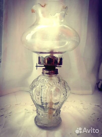 Керосиновая лампа стекло