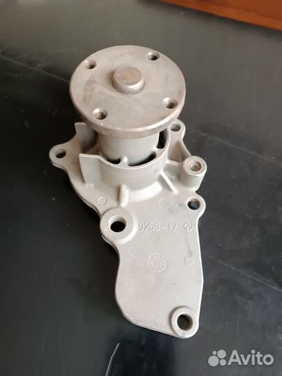 Помпа - мазда 323 - 626. дв. V- 6. 2.5 литра