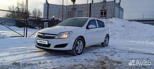 Opel Astra 1.8 AT, 2010, 115 000 км объявление продам