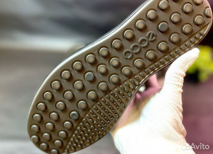 Кроссовки Ecco комфортные