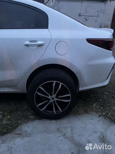 Продам колеса в сборе R16 Киа Рио 4