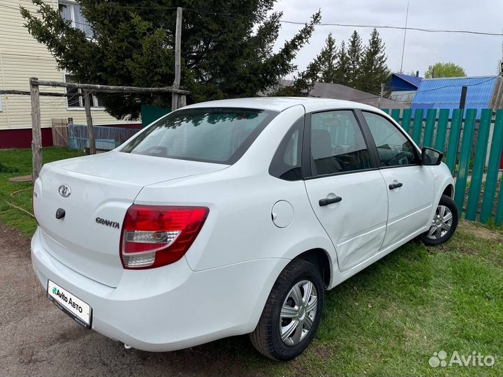 LADA Granta 1.6 МТ, 2018, 49 000 км