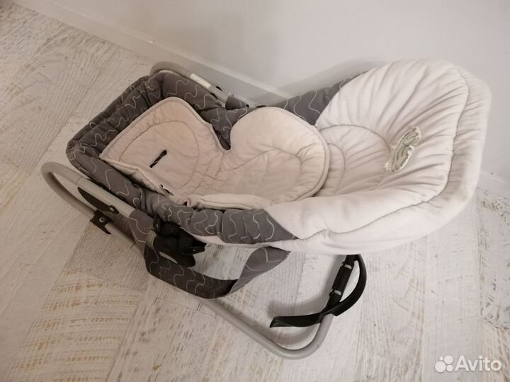 Шезлонг детский