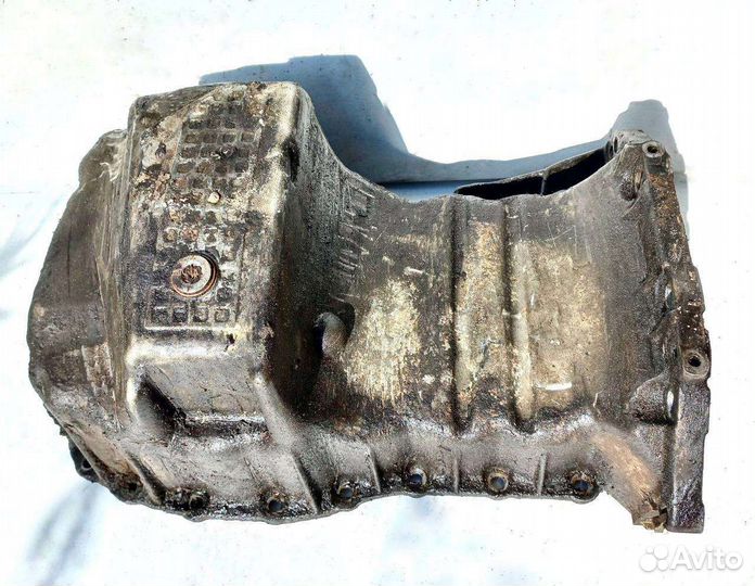 Поддон k7m k7j logan symbol sandero