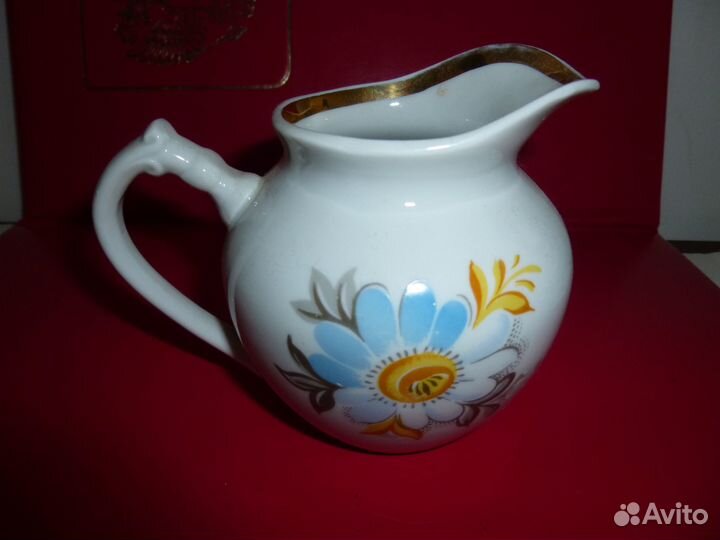 Молочники фарфоровые СССР -5 шт. Все целые, все