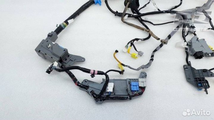 Проводка Toyota Land Cruiser J70 3-й рест. VDJ200