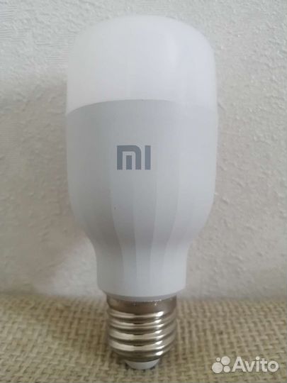 Умная Лампа Xiaomi Smart LED Bulb Essential