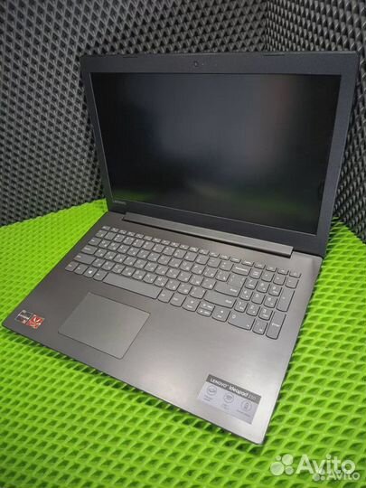 Ноутбук Lenovo Ryzen3/SSD256/Vega3