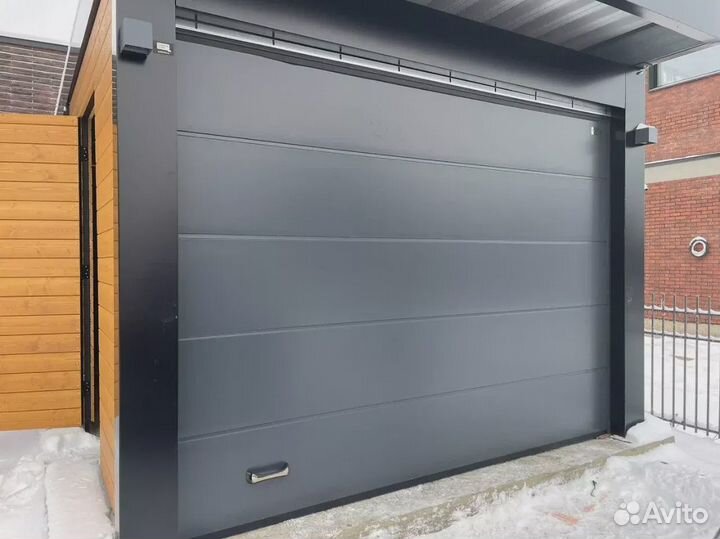 Подъемные ворота для гаража