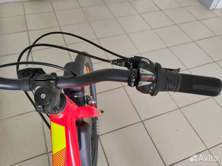 Прогулочный велосипед Cannondale 24 kids quick