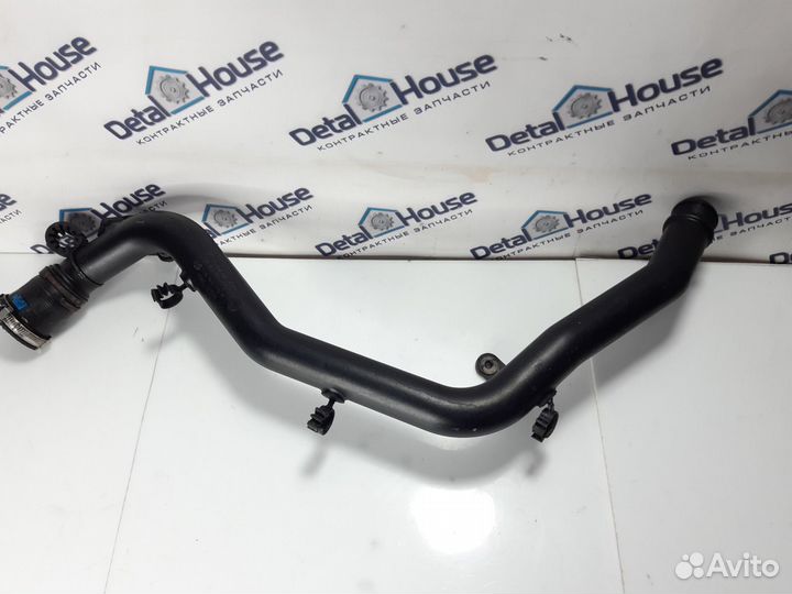 Патрубок интеркулера Volkswagen Touareg 3.0 TDI