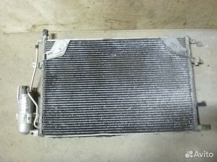 Радиатор кондиционера volvo XC70 cross country 200